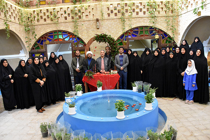 دورهمی صمیمانه بانوان هیئت علمی و یاوران علمی دانشگاه میبد+گزارش تصویری