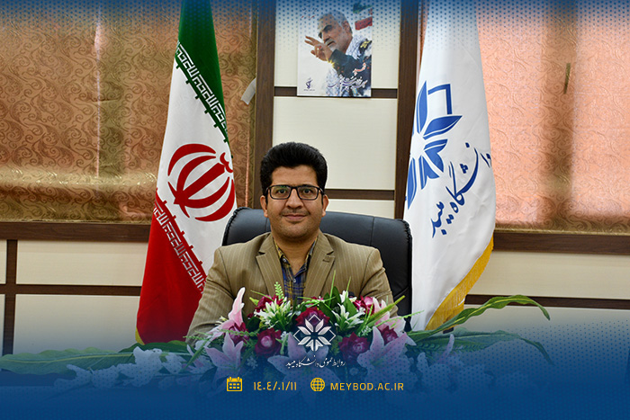 مدیر گروه آموزشی مهندسی کامپیوتر دانشگاه ابقاء شد